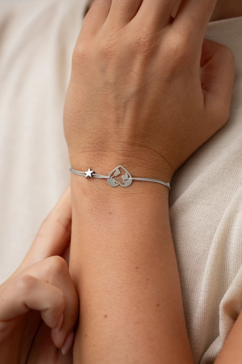 GRAV Travel Love Arany 14K Fonalas Karkötő