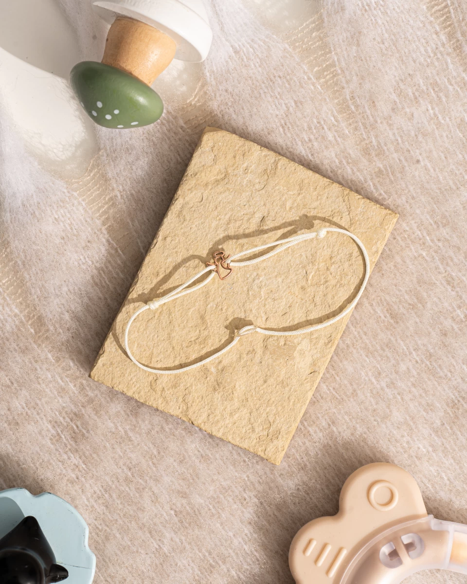 Kontúr Angyal Glóriával Baby Vörös Arany 14K Fonalas Karkötő